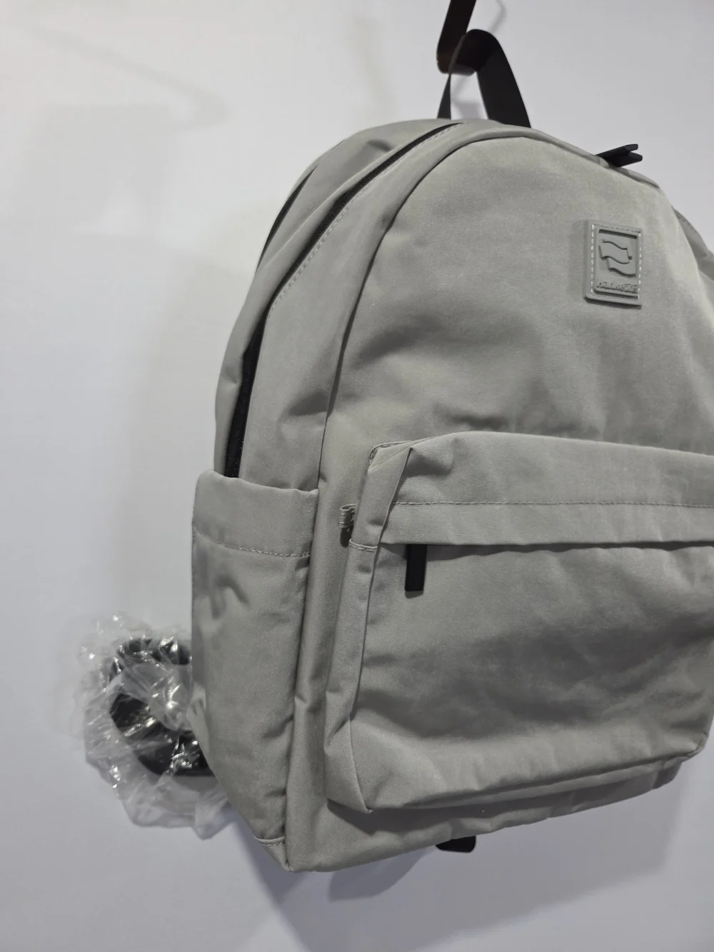 Hanke gently used